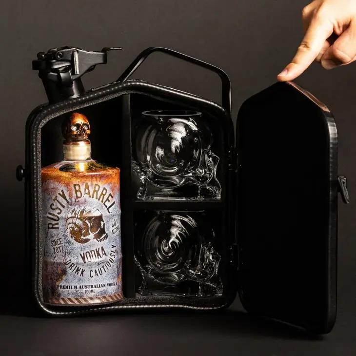 Rusty Barrel vodka gift pack